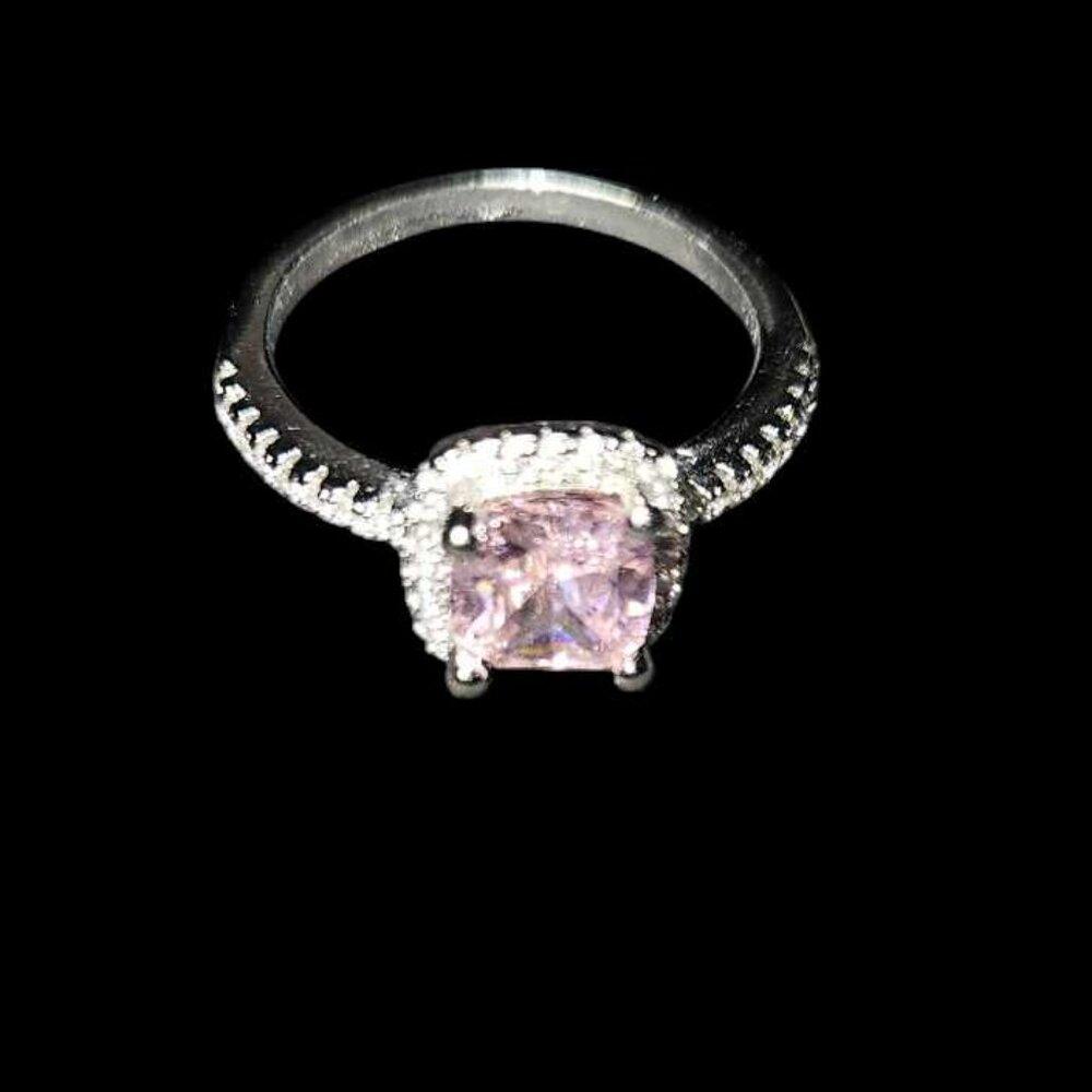 ✨ Elegant Sterling Silver Pink Cushion-Cut Halo Ring ✨ - Picture 4 of 7
